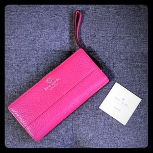 PRICE DROP! Kate Spade wallet wristlet